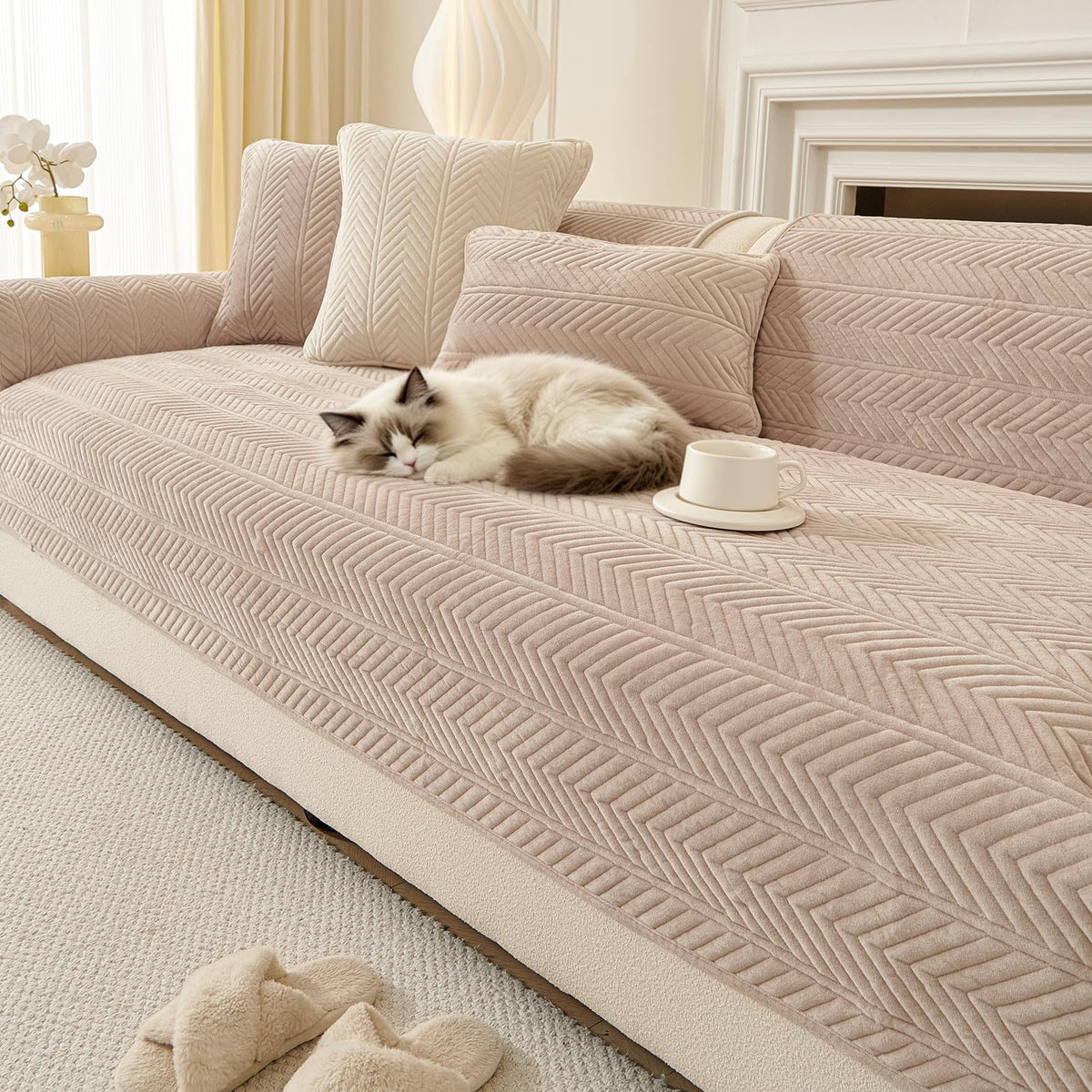 Couch Covers for Sofa, Funny Fuzzy Couch Cover for Dog, Sofa Covers for Pets Washable, Herringbone Sofa Slipcovers for Sectional, Non Slip Furniture Protector(1PC,Beige White,36"×71")