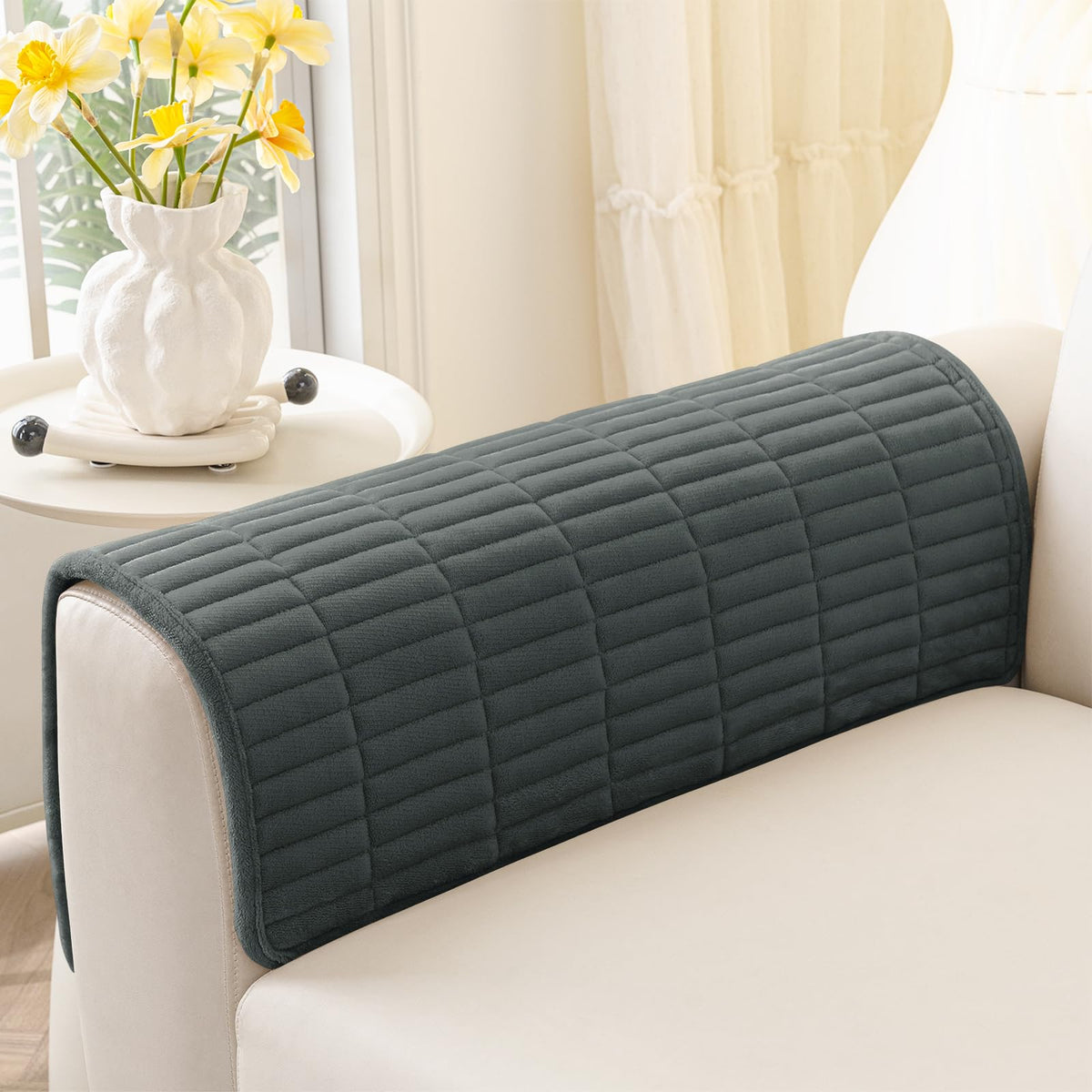Smiry Couch Covers for Dogs, Non Slip Plush Washable Sofa Cover for Pets