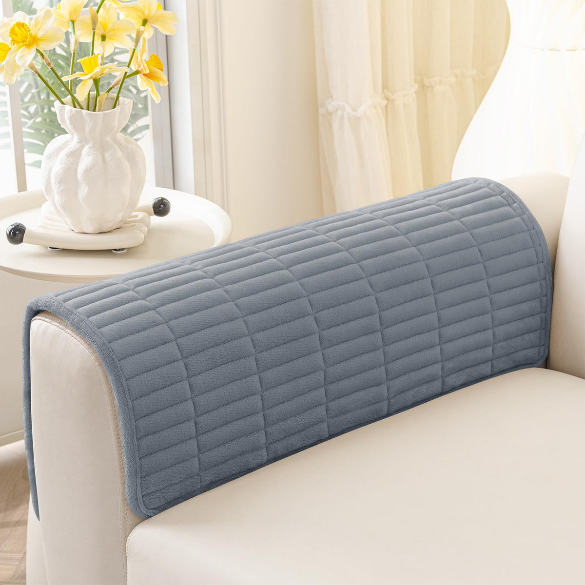 Smiry Couch Covers for Dogs, Non Slip Plush Washable Sofa Cover for Pets