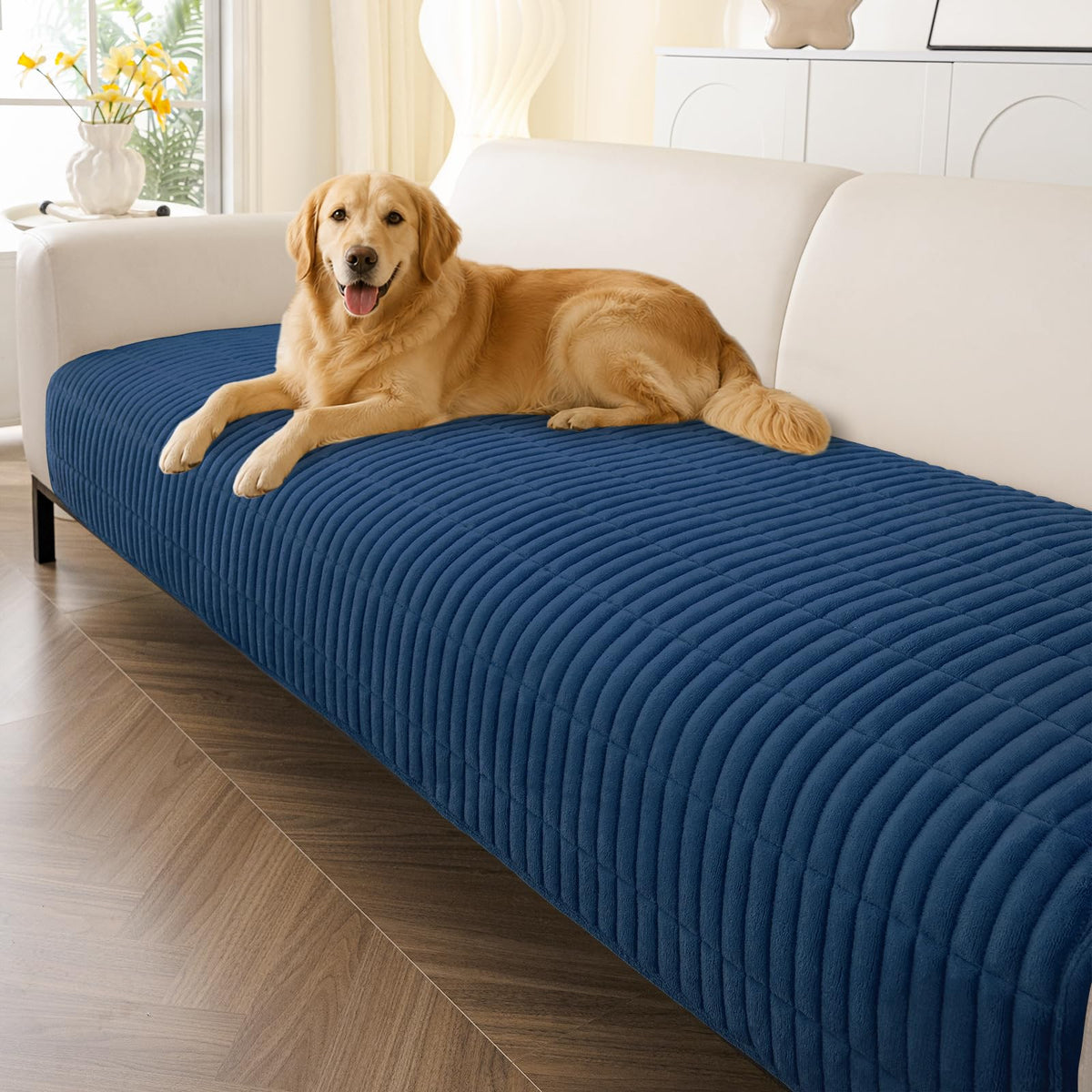 Smiry Couch Covers for Dogs, Non Slip Plush Washable Sofa Cover for Pets