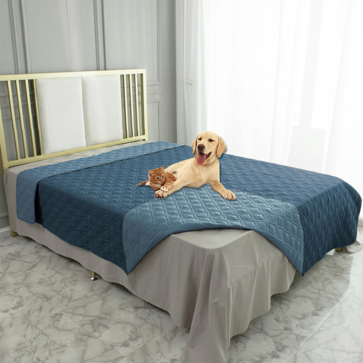 Ameritex Waterproof Dog Bed Blankets Cover for Bed Couch Sofa Reversible