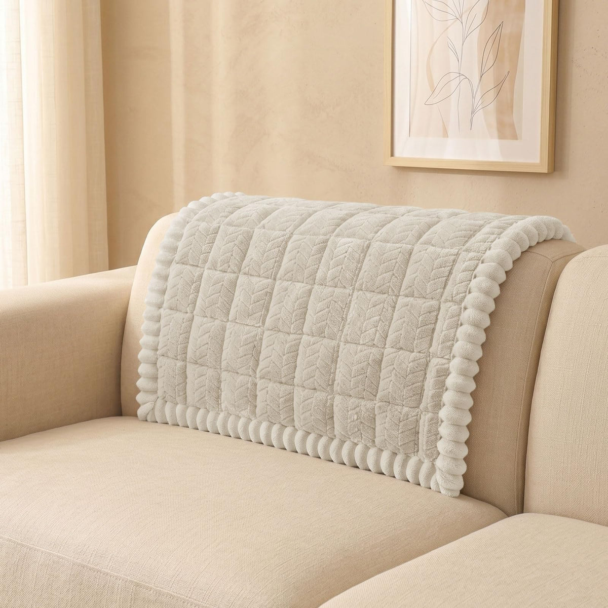 Smiry Couch Cover for Dogs, Non Slip Fuzzy Pet Sofa Covers Washable