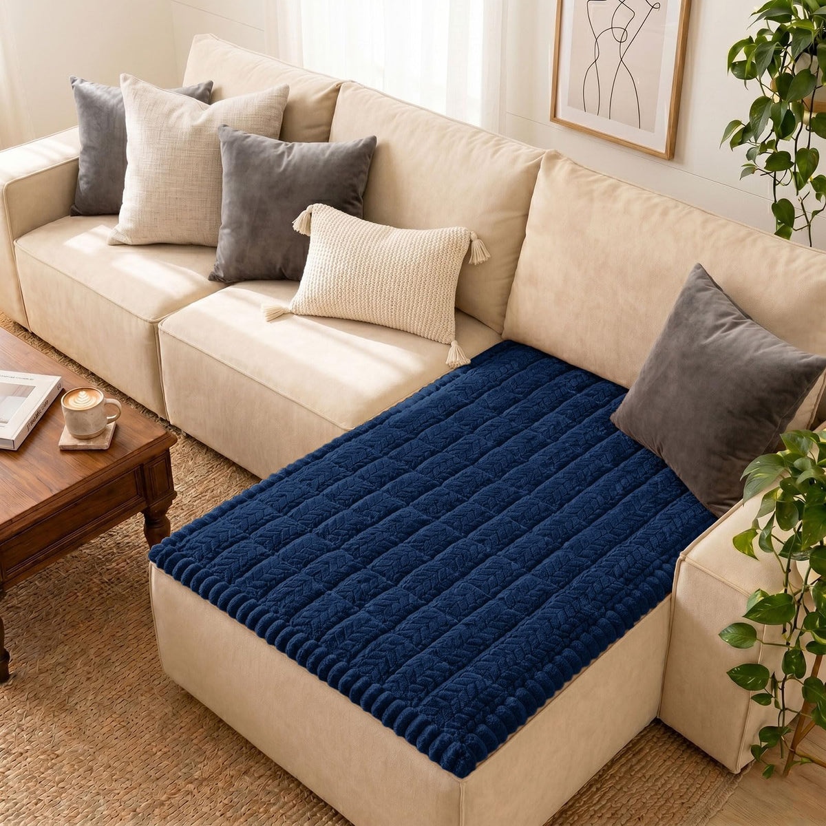 Smiry Couch Cover for Dogs, Non Slip Fuzzy Pet Sofa Covers Washable