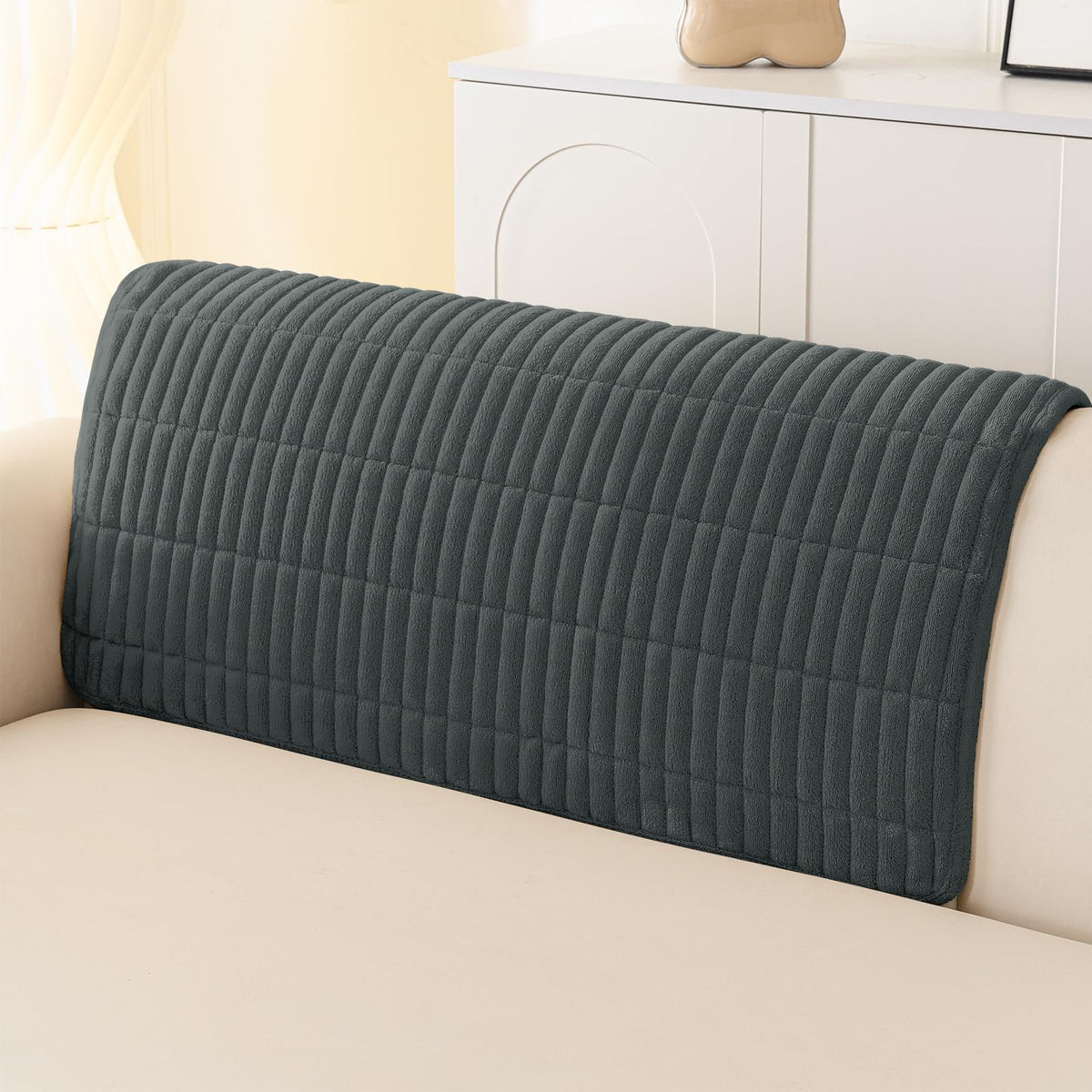 Smiry Couch Covers for Dogs, Non Slip Plush Washable Sofa Cover for Pets