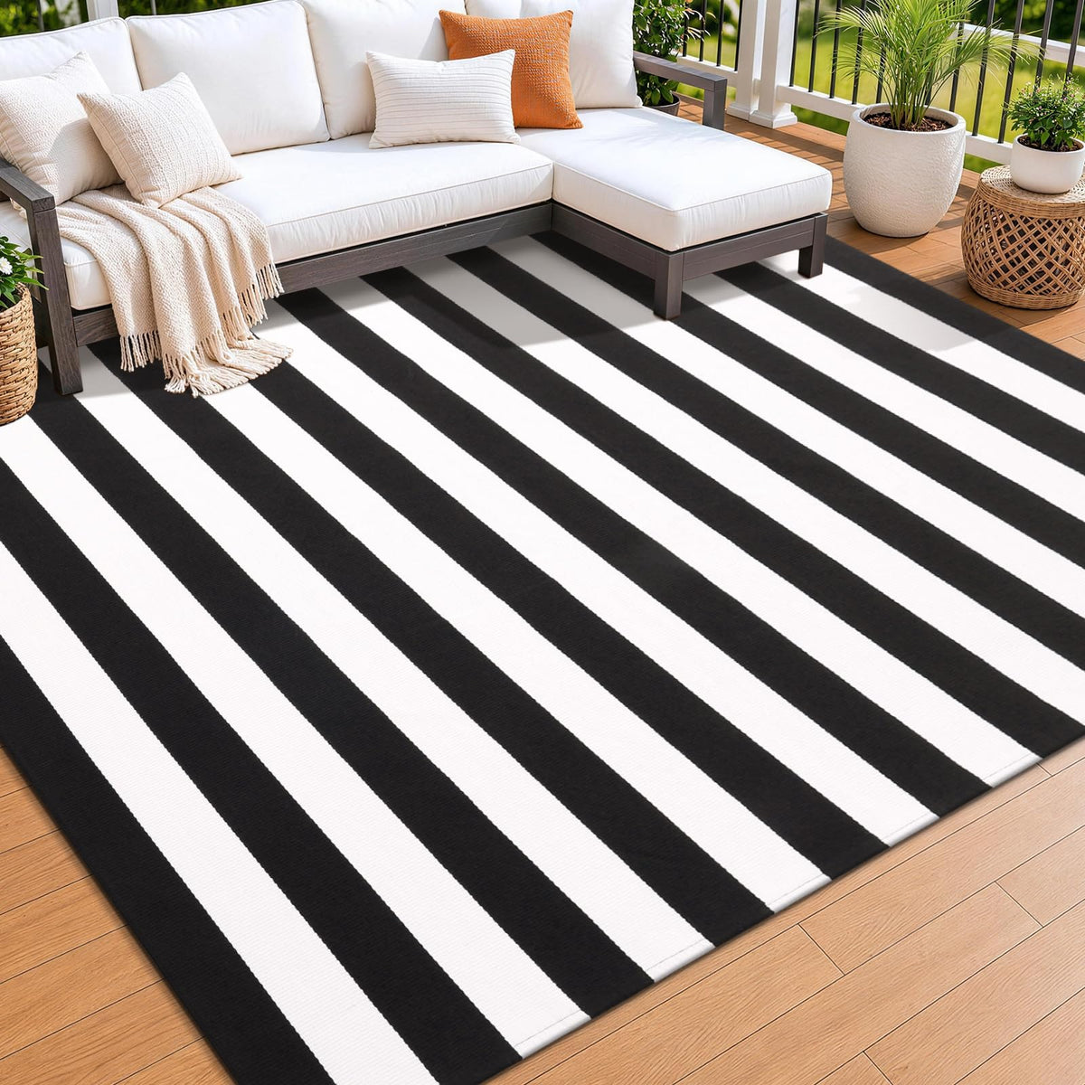Smiry Black and White Striped Entryway Rug, Front Door Mat and Porch Decor