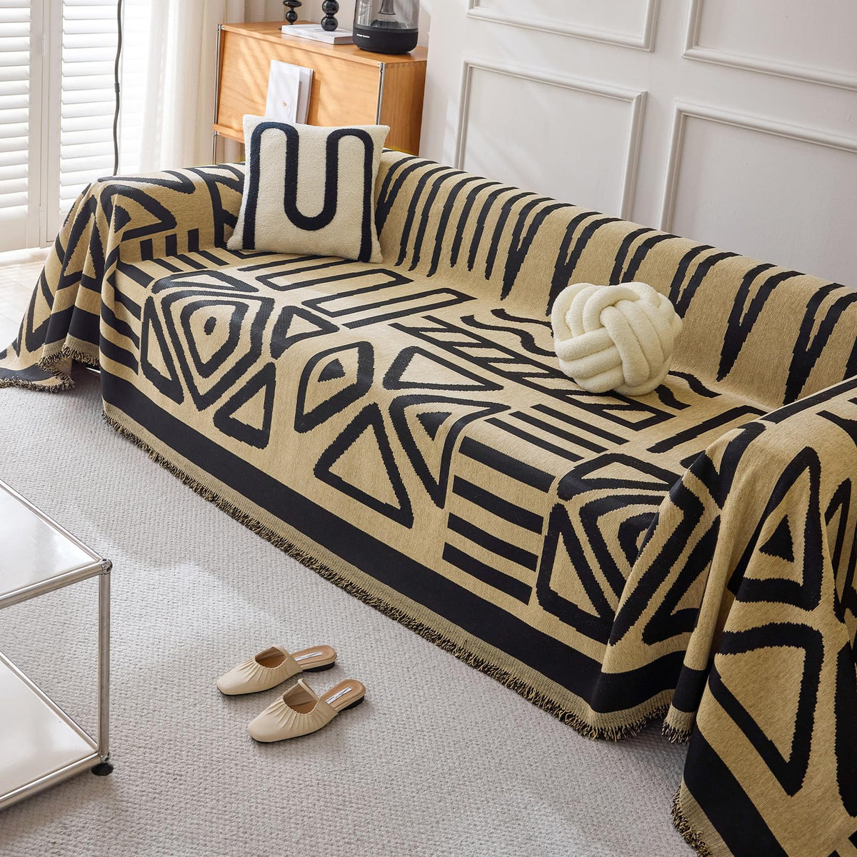 HANDONTIME Green Sofa Cover Vintage Couch Cover for Dogs 71" X118" Couch Cushion Covers with Tassel Herringbone Sofa Cover Boho Sofa Covers for 3 Cushion Couch Chenille Soft Loveseat Sofa Covers