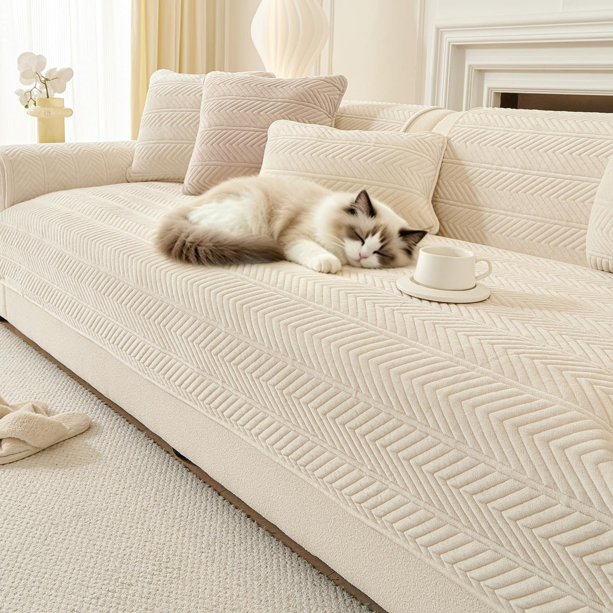 Couch Covers for Sofa, Funny Fuzzy Couch Cover for Dog, Sofa Covers for Pets Washable, Herringbone Sofa Slipcovers for Sectional, Non Slip Furniture Protector(1PC,Beige White,36"×71")