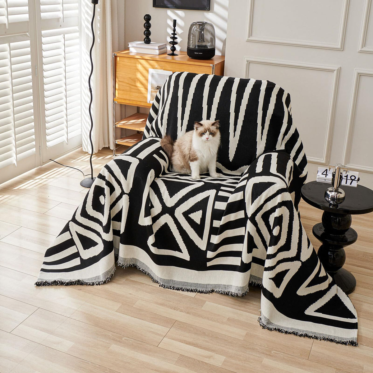 HANDONTIME Green Sofa Cover Vintage Couch Cover for Dogs 71" X118" Couch Cushion Covers with Tassel Herringbone Sofa Cover Boho Sofa Covers for 3 Cushion Couch Chenille Soft Loveseat Sofa Covers