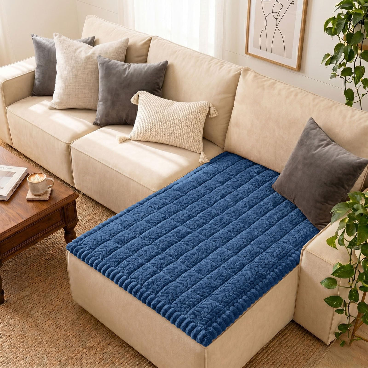 Smiry Couch Cover for Dogs, Non Slip Fuzzy Pet Sofa Covers Washable