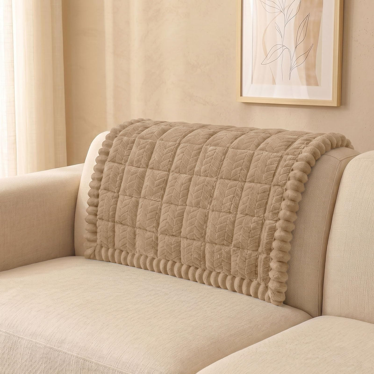 Smiry Couch Cover for Dogs, Non Slip Fuzzy Pet Sofa Covers Washable