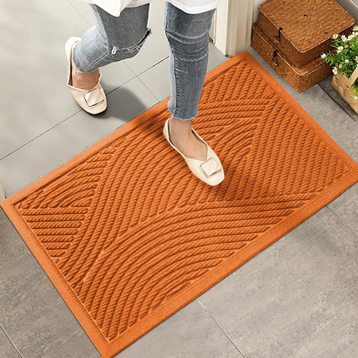 HIYARD Sturdy Front Door Mat, Absorbent Muddy Dirt Resist Welcome Door Mats Outdoor Indoor, Stain and Fade Resistant, Non-Slip Backing Entry Mat Low Profile Doormat for Entryway, 29×17, Beige
