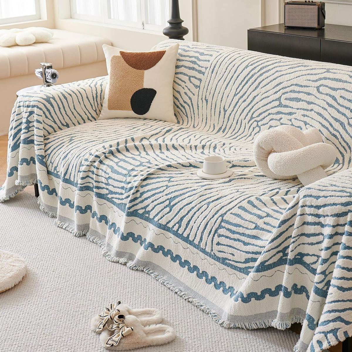 ROOMLIFE Thicked Striped Couch Cover with Tassel Blue Chenille Sofa Cover Blanket for Sectional Sofa, Soft Sofa Slipcovers for L Shaped Love Seat 2-3 Cushion Couch Anti Slip Sofa Protector, 71"x118"
